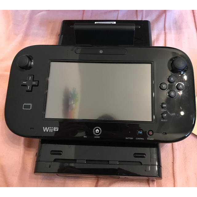 Wii U(ウィーユー)のWii U クロ 32GB コントローラー等セット エンタメ/ホビーのゲームソフト/ゲーム機本体(家庭用ゲーム機本体)の商品写真