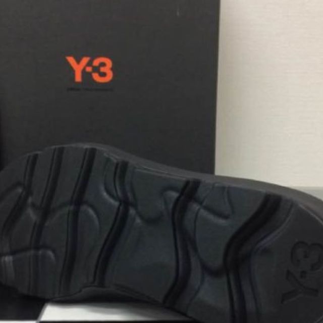 Y-3(ワイスリー)のY-3 SUBEROU メンズの靴/シューズ(スニーカー)の商品写真