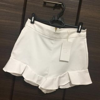 ザラ(ZARA)のZARA フリルショーパン(ショートパンツ)