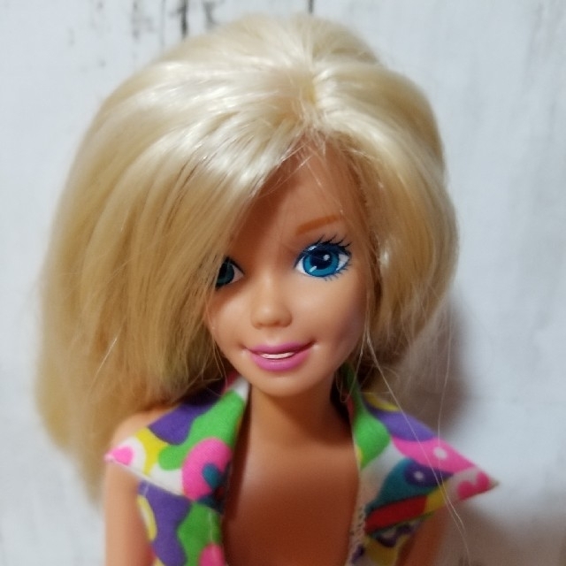 Barbie(バービー)のバービー人形 キッズ/ベビー/マタニティのおもちゃ(ぬいぐるみ/人形)の商品写真