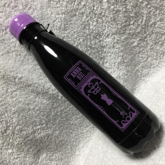 ANNA SUI(アナスイ)の新品 未使用 ANNA SUI と Swell スターバックス 500ml インテリア/住まい/日用品のキッチン/食器(タンブラー)の商品写真