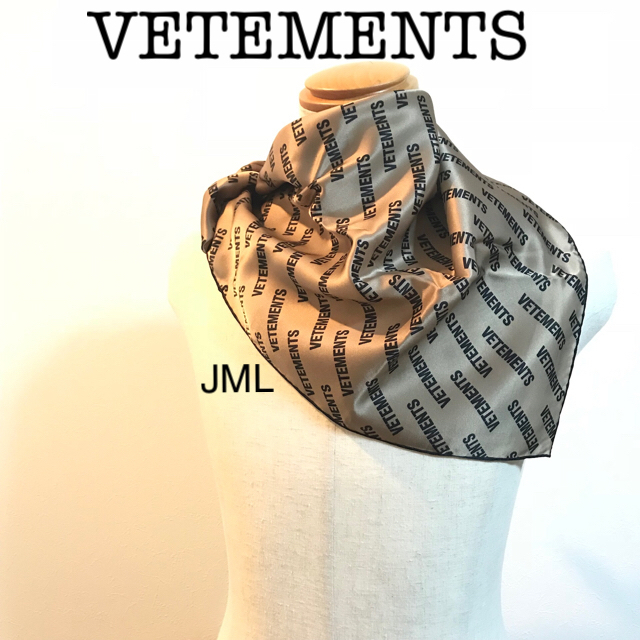 VETEMENTS MONOGRAM SILK SCARF メンズのファッション小物(バンダナ/スカーフ)の商品写真