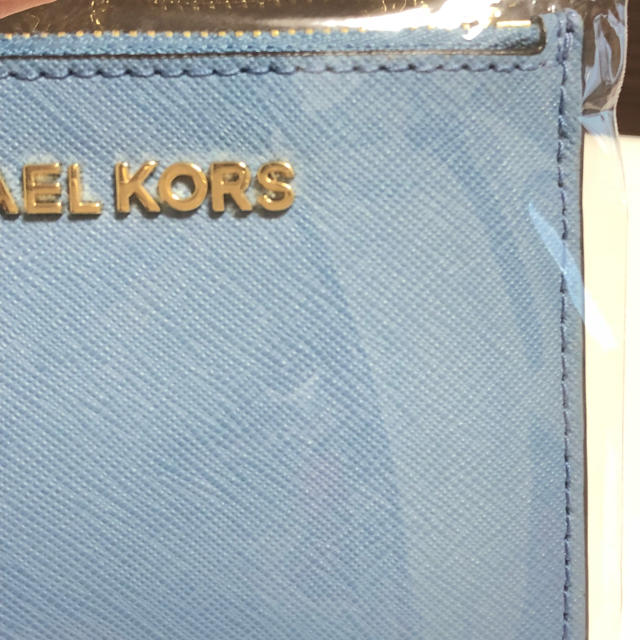 Michael Kors(マイケルコース)の[新品未使用] マイケルコース パスケース   定期入れ レディースのファッション小物(名刺入れ/定期入れ)の商品写真