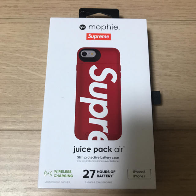 supreme iPhone 8/7 juice pack モバイルバッテリー