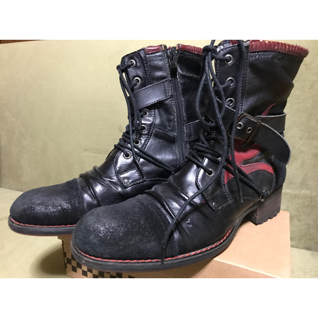 DRAGON BEARD(ドラゴンベアード)のドラゴンベアード ブーツ 黒×赤 メンズの靴/シューズ(ブーツ)の商品写真