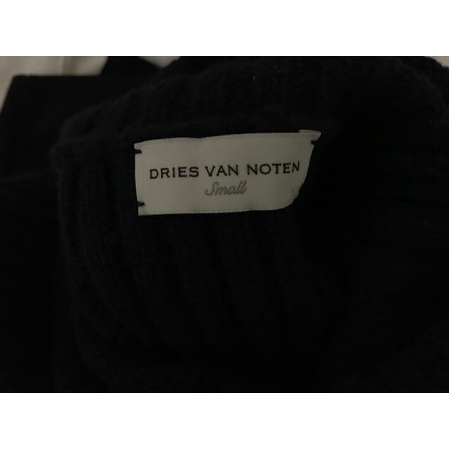 DRIES VAN NOTEN(ドリスヴァンノッテン)のドリスヴァンノッテン ノースリーブタートルニット ネイビー A/W2017-18 レディースのトップス(ニット/セーター)の商品写真