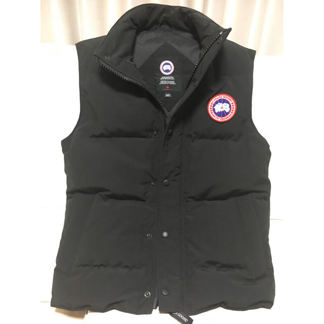 CANADA GOOSE(カナダグース)のカナダグース  ダウンベスト メンズのジャケット/アウター(ダウンベスト)の商品写真