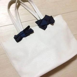 トッコ(tocco)の月曜まで値下げ tocco リボン バッグ(トートバッグ)