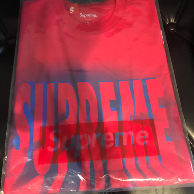 Supreme(シュプリーム)のシュプリーム supreme Tシャツ Mサイズ RED 赤 メンズのトップス(Tシャツ/カットソー(半袖/袖なし))の商品写真