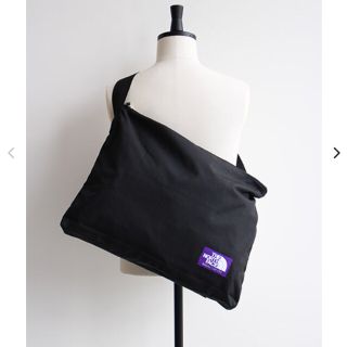 ザノースフェイス(THE NORTH FACE)のTHE NORTH FACE / Shoulder Bag /BLACK 完売品(ショルダーバッグ)