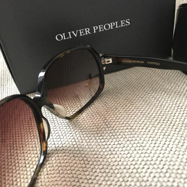 Oliver peoples 未使用☆ サングラス オリバーピープルズ