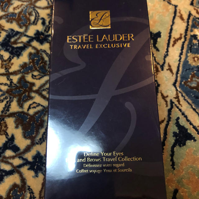 Estee Lauder(エスティローダー)の新品未使用 エスティローダー 目元専用トラベルコレクションキット コスメ/美容のキット/セット(コフレ/メイクアップセット)の商品写真