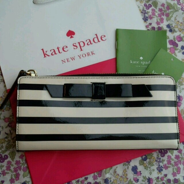 Kate spade☆長財布☆ストライプ レディースのファッション小物(財布)の商品写真