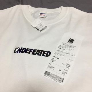 アンディフィーテッド(UNDEFEATED)のUndefeated Holographic logo Tee M(Tシャツ/カットソー(半袖/袖なし))