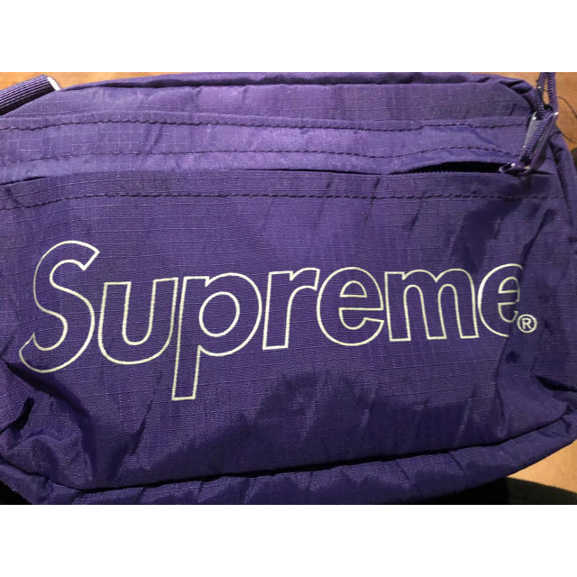 ワンピなど最旬ア！ Supreme - ショルダーバック bag shoulder supreme 18fw 紫 ショルダーバッグ