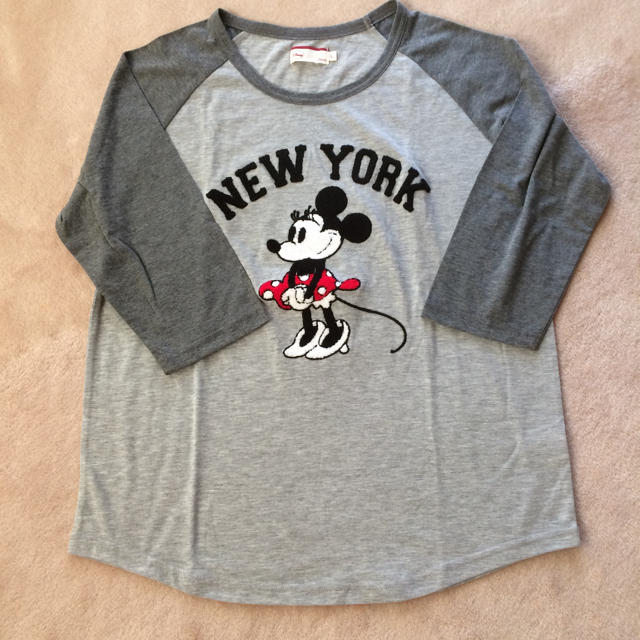 Disney(ディズニー)の七分袖Tシャツ レディースのトップス(Tシャツ(長袖/七分))の商品写真