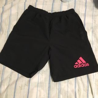 アディダス(adidas)のアディダス ハーフパンツ(ショートパンツ)