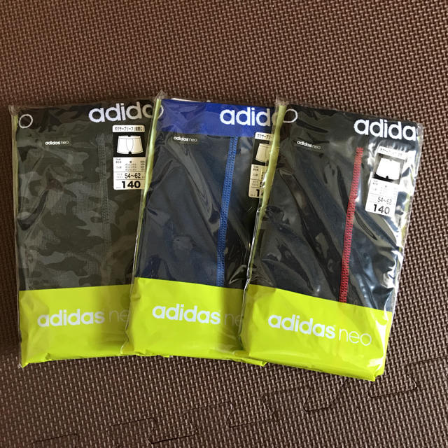 adidas(アディダス)のadidas ボクサーブリーフ 140 キッズ/ベビー/マタニティのキッズ服男の子用(90cm~)(下着)の商品写真