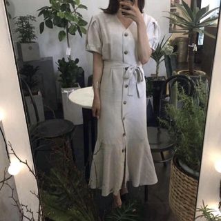 ザラ(ZARA)のアイボリーのみ フロントボタンワンピース レディース(その他)