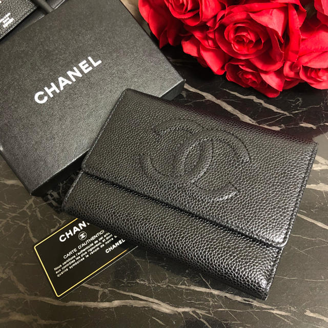 Chanel　シャネル　ココマーク　がま口　折り財布　シールあり　箱、カード付き