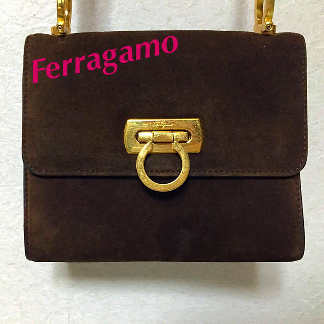 Ferragamo(フェラガモ)のYAMUさま専用Ferragamo レディースのバッグ(ショルダーバッグ)の商品写真