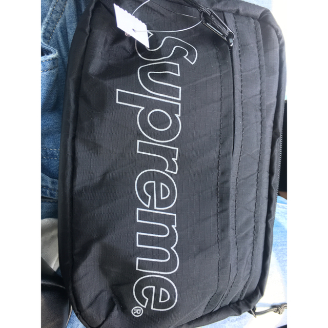 最安 supreme shouder bag 黒 NIKE 2
