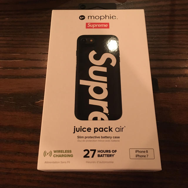 Supreme iPhone 8 ケース 黒 mophie