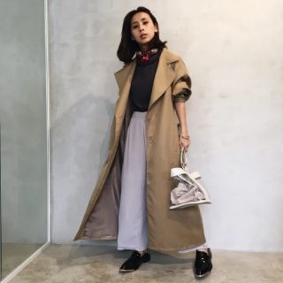 アメリヴィンテージ(Ameri VINTAGE)のOLIVE BACK FRILL JACKET(ロングコート)