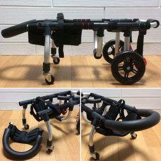 犬用車椅子 歩行器 小型犬用4輪車いす顎乗せタイプ 位 新品