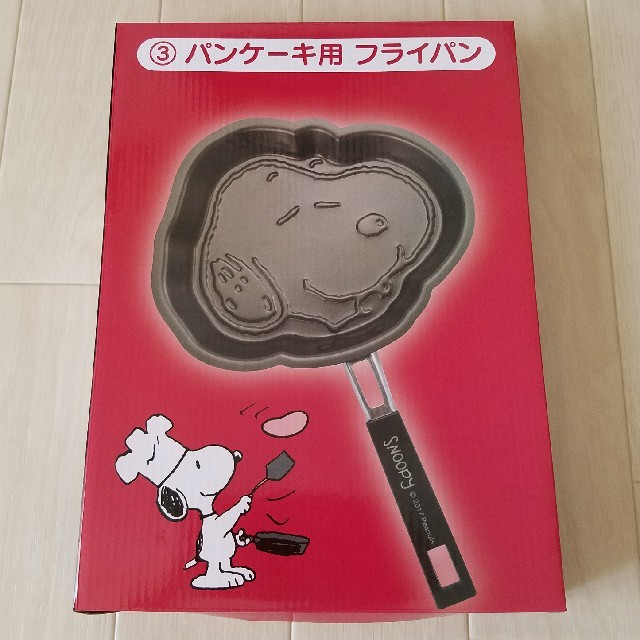 SNOOPY(スヌーピー)のスヌーピー＊フライパン&コースター インテリア/住まい/日用品のキッチン/食器(鍋/フライパン)の商品写真