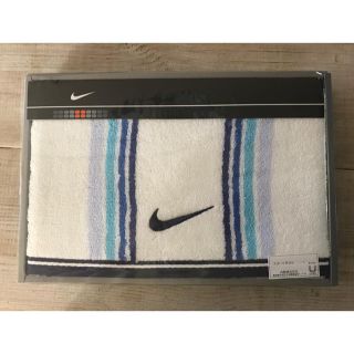 ナイキ(NIKE)のナイキ NIKE スポーツタオル ストライプ (タオル/バス用品)