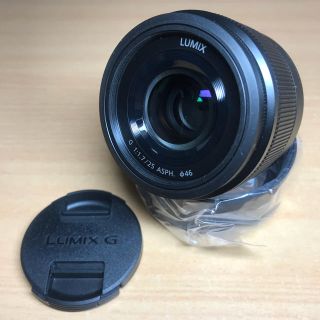 パナソニック(Panasonic)の【新品未使用品】25mm f1.7 H-H025 パナソニック(レンズ(単焦点))