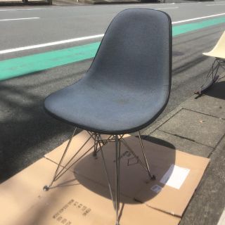 ハーマンミラー(Herman Miller)の大野様専用1970年代 イームズ ファブリック シェルチェアー エッフェルベース(ダイニングチェア)