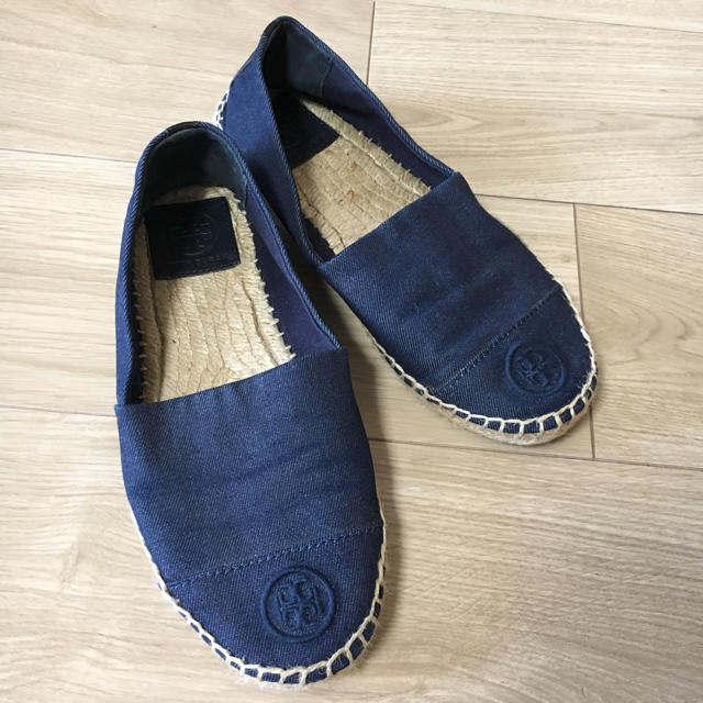 Tory Burch(トリーバーチ)の【最終値下げ】トリーバーチ★エスパドリーユ★デニム★フラットシューズ レディースの靴/シューズ(スリッポン/モカシン)の商品写真