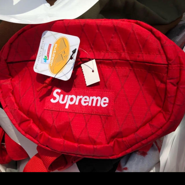 Supreme shoulder bag 18A/W