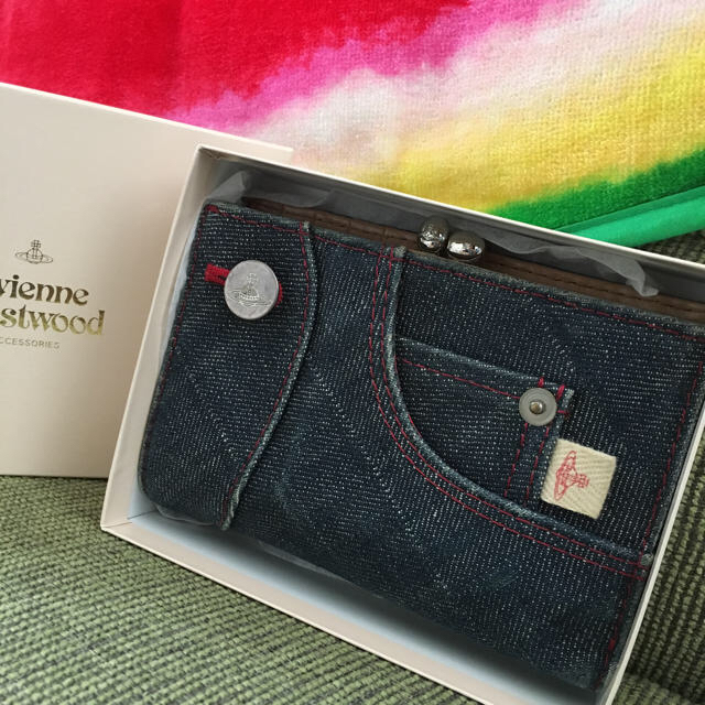 Vivienne Westwood(ヴィヴィアンウエストウッド)の希少！Vivienne Westwoodデニム二つ折り財布 レディースのファッション小物(財布)の商品写真