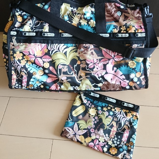 LeSportsac(レスポートサック)のレスポートサック ボストン ハワイ限定柄 レディースのバッグ(ボストンバッグ)の商品写真