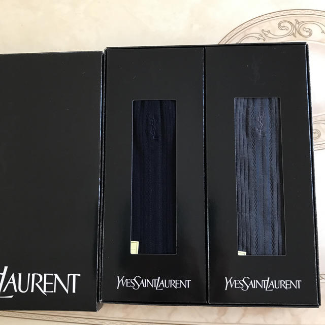 Saint Laurent(サンローラン)のサンローラン 靴下セットギフトボックス入り メンズのレッグウェア(ソックス)の商品写真