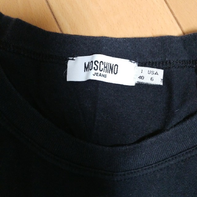 MOSCHINO(モスキーノ)のモスキーノ　長袖Tシャツ レディースのトップス(Tシャツ(長袖/七分))の商品写真