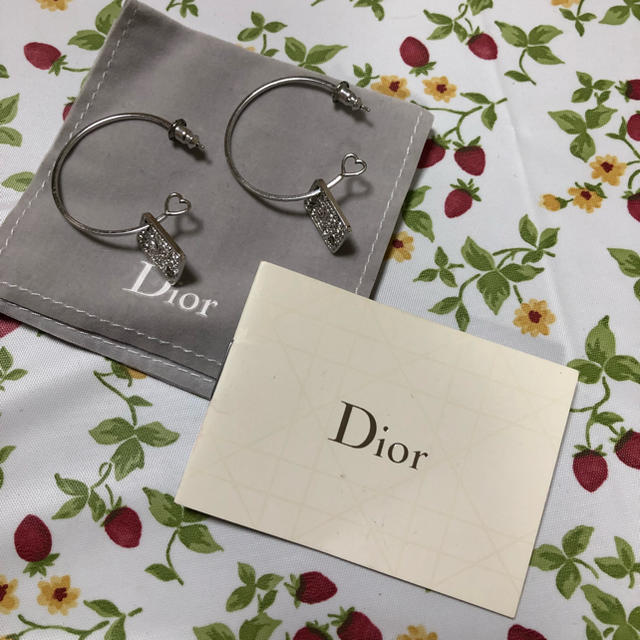 Christian Dior(クリスチャンディオール)のピアスChristian Dior’s  レディースのアクセサリー(ピアス)の商品写真