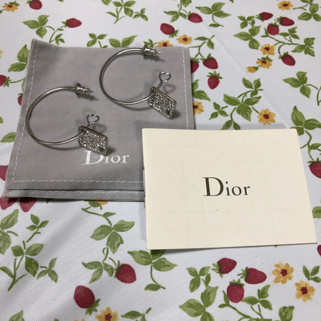 Christian Dior(クリスチャンディオール)のピアスChristian Dior’s  レディースのアクセサリー(ピアス)の商品写真