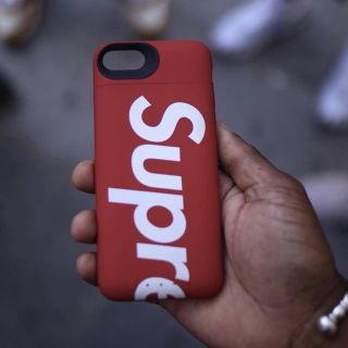 シュプリーム(Supreme)のmophie iPhone 8 Juice Pack Air 赤(その他)