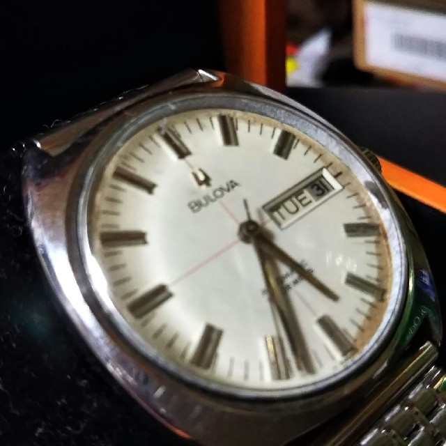 Bulova(ブローバ)の商談中BULOVA M９ ２３JEWELS １－８５４０１９ 自動巻きDATE メンズの時計(腕時計(アナログ))の商品写真