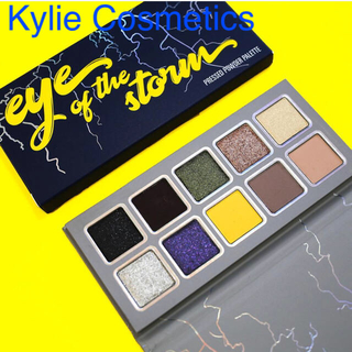 カイリーコスメティックス(Kylie Cosmetics)のお値下げ♡カイリー アイシャドーパレット 10色(アイシャドウ)