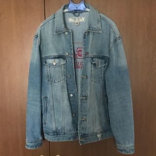 ゲス(GUESS)のGUESS デニムジャケット(Gジャン/デニムジャケット)