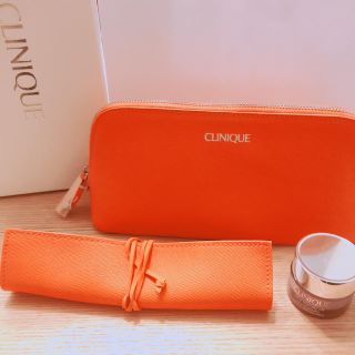 クリニーク(CLINIQUE)のクリニーク ポーチ&ブラシ入れセット(ポーチ)