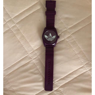 アディダス(adidas)のadidasの腕時計です。(腕時計)