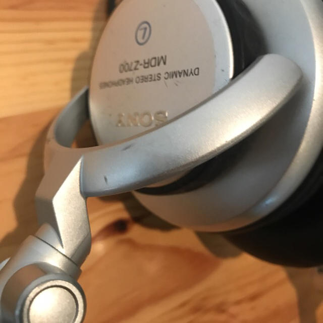 SONY - ソニー MDR-Z700 DJヘッドホン 定価12,000円ダイナミック SONY - ソニー MDR-Z700 DJヘッドホン 定価12,000円ダイナミック