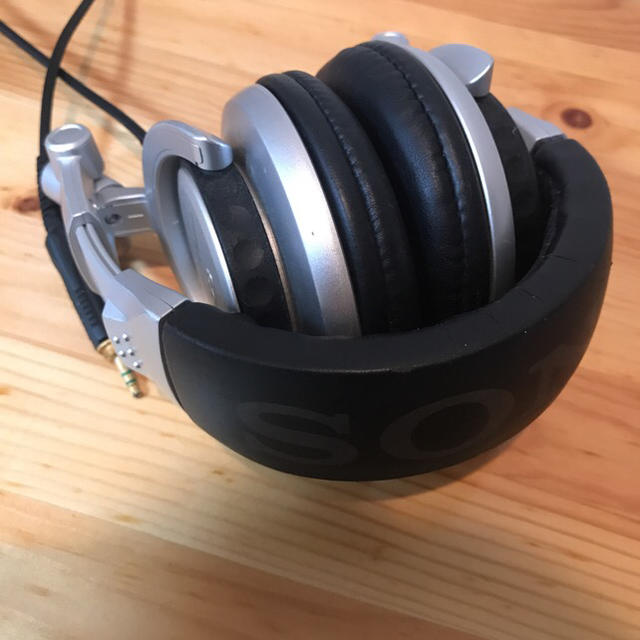SONY - ソニー MDR-Z700 DJヘッドホン 定価12,000円ダイナミック SONY - ソニー MDR-Z700 DJヘッドホン 定価12,000円ダイナミック