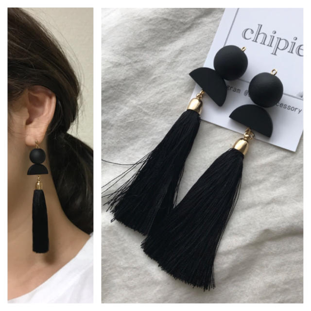 004 mat black tassel pierce ハンドメイドのアクセサリー(ピアス)の商品写真